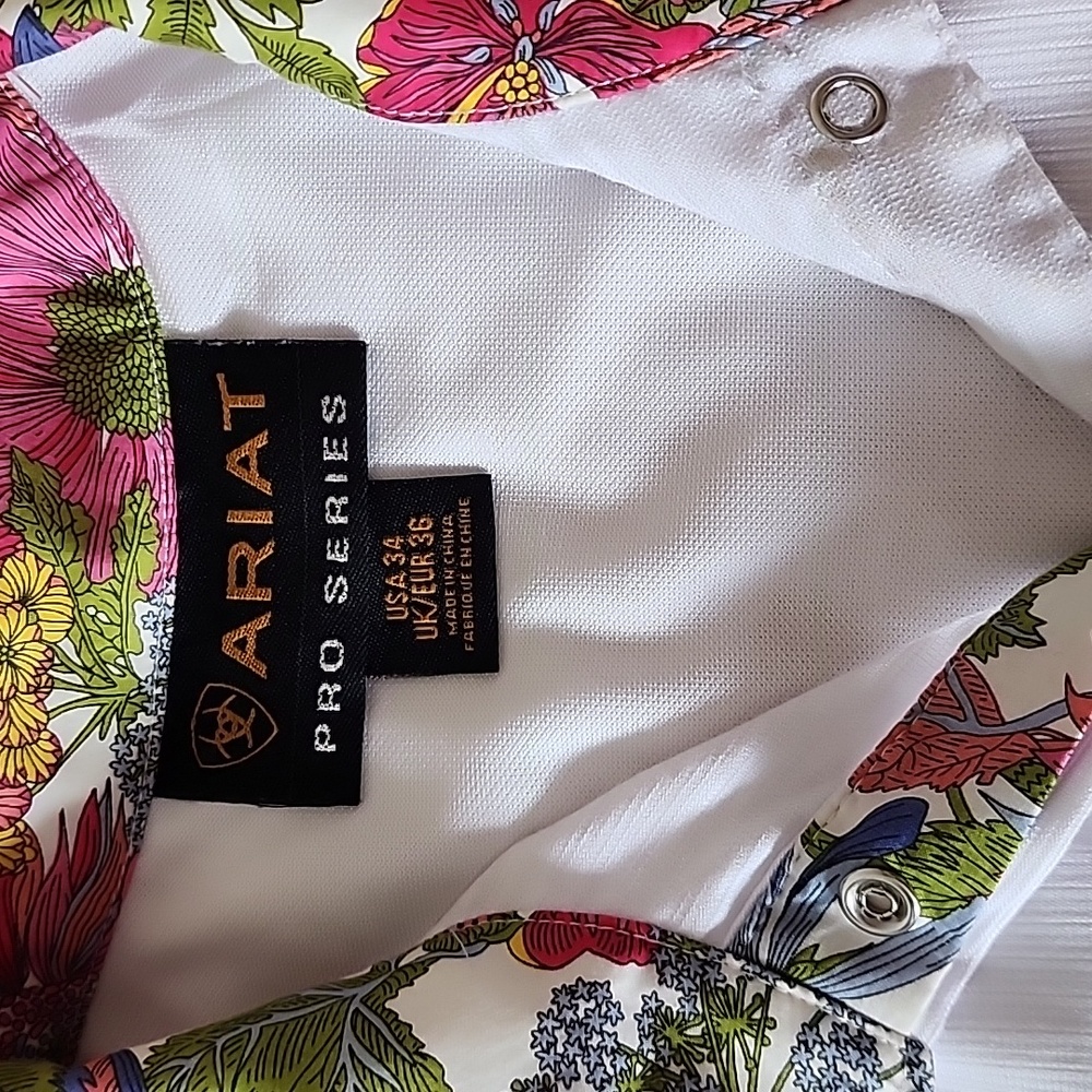 Ariat Floral Collar White Button Down Shirts - Picture 9 of 9